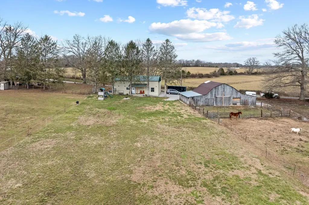 388 Swamp Road Sparta TN 38583