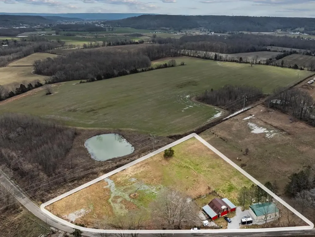 388 Swamp Road Sparta TN 38583