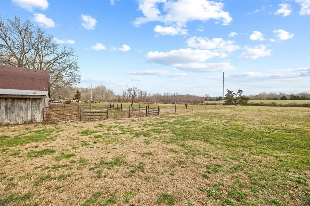 388 Swamp Road Sparta TN 38583