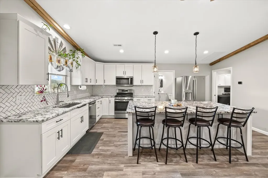 388 Swamp Road Sparta TN 38583