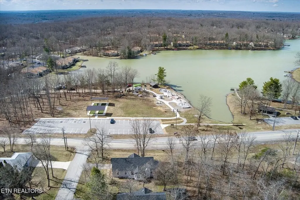 112 Gilford Terrace Crossville TN 38558