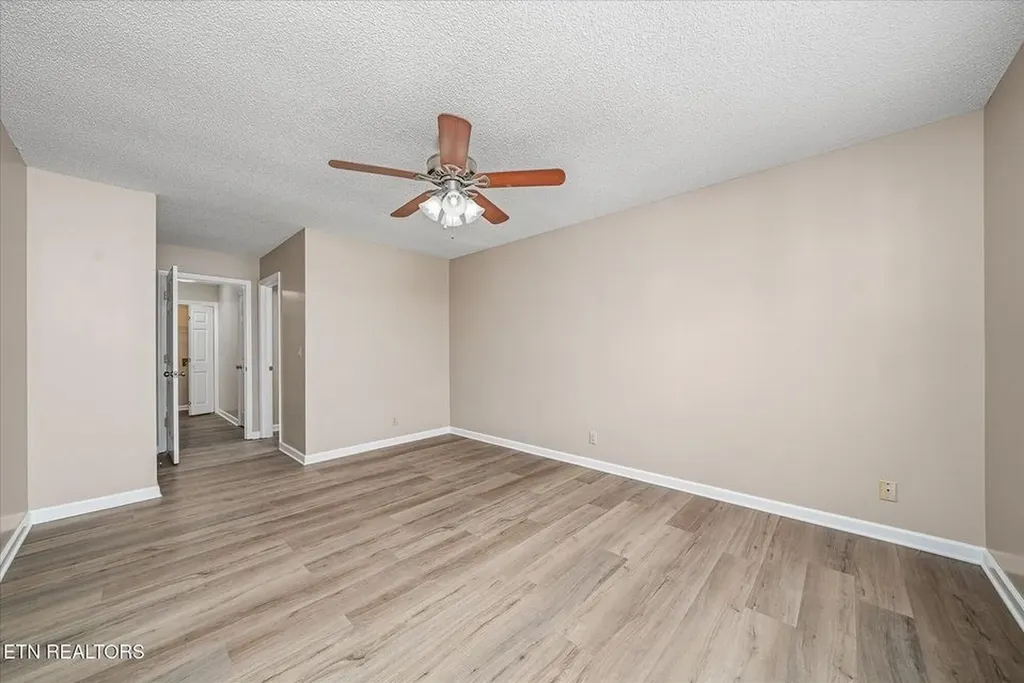 112 Gilford Terrace Crossville TN 38558