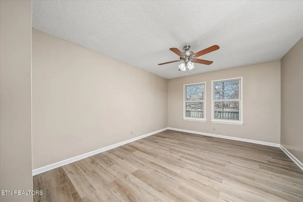 112 Gilford Terrace Crossville TN 38558