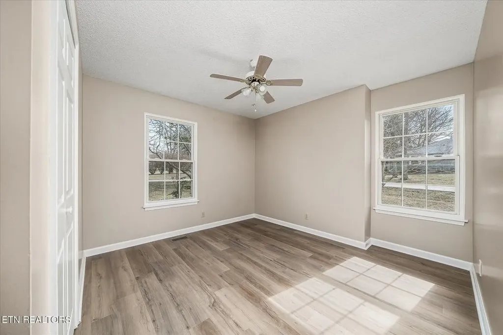 112 Gilford Terrace Crossville TN 38558