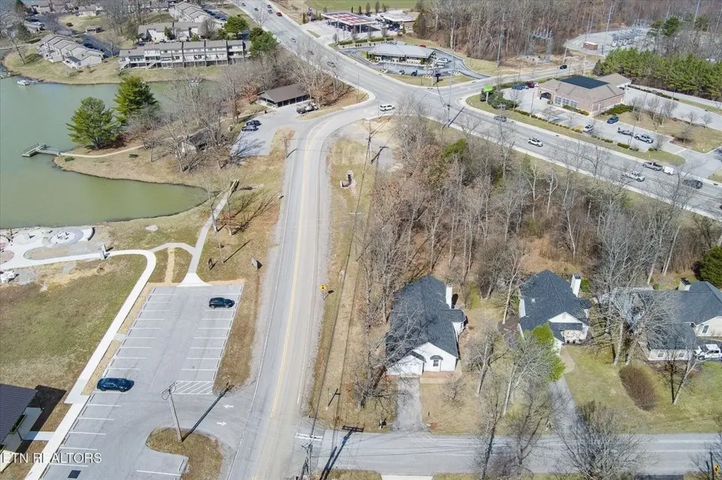 112 Gilford Terrace Crossville TN 38558