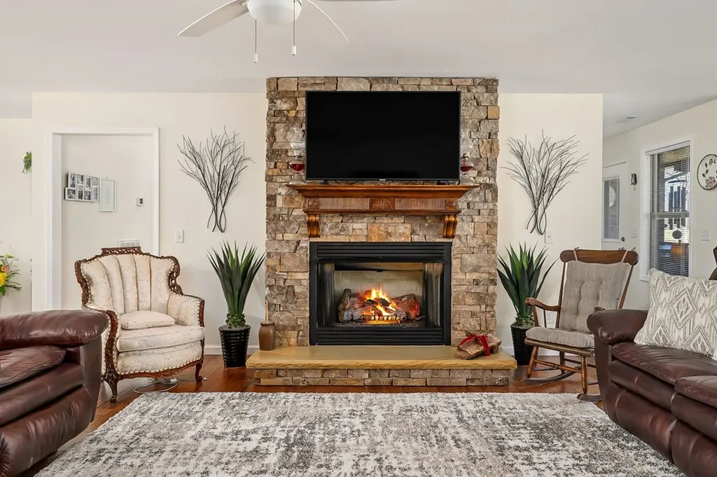 701 Low Gap Road Sparta TN 38583