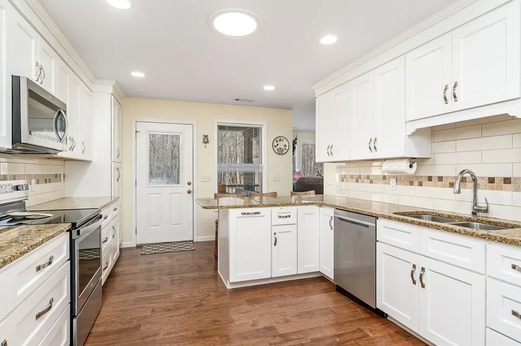 701 Low Gap Road Sparta TN 38583