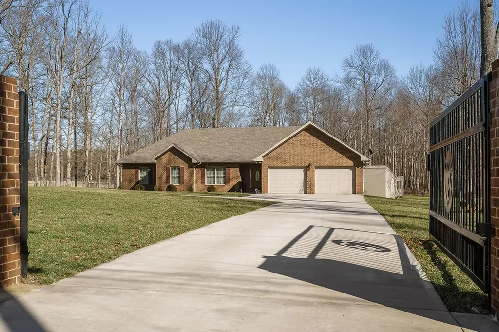 701 Low Gap Road Sparta TN 38583