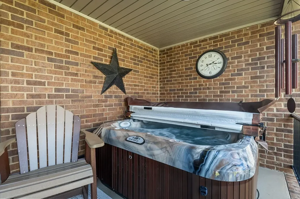 701 Low Gap Road Sparta TN 38583