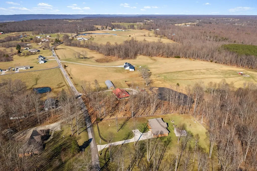 701 Low Gap Road Sparta TN 38583