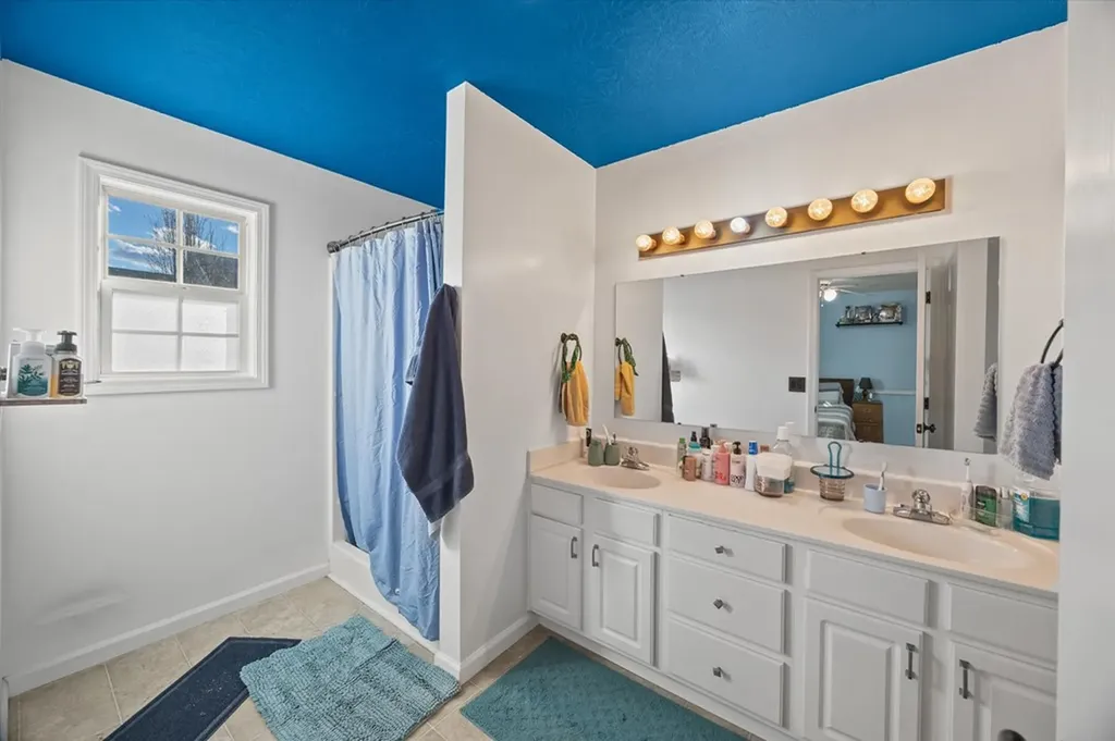 1717 Tyler Drive Cookeville TN 38501