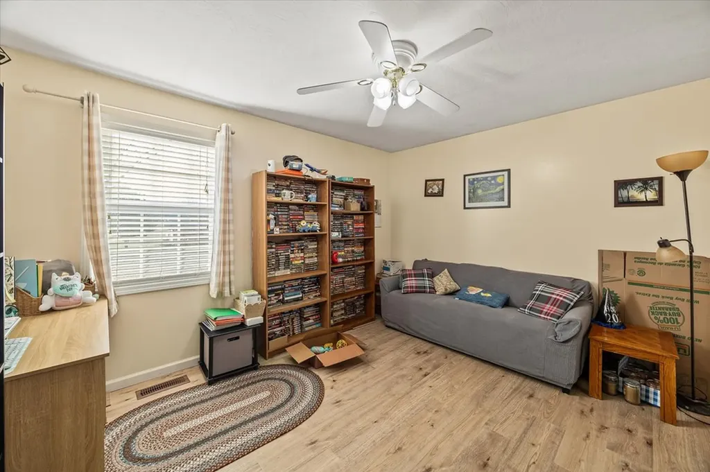 1717 Tyler Drive Cookeville TN 38501