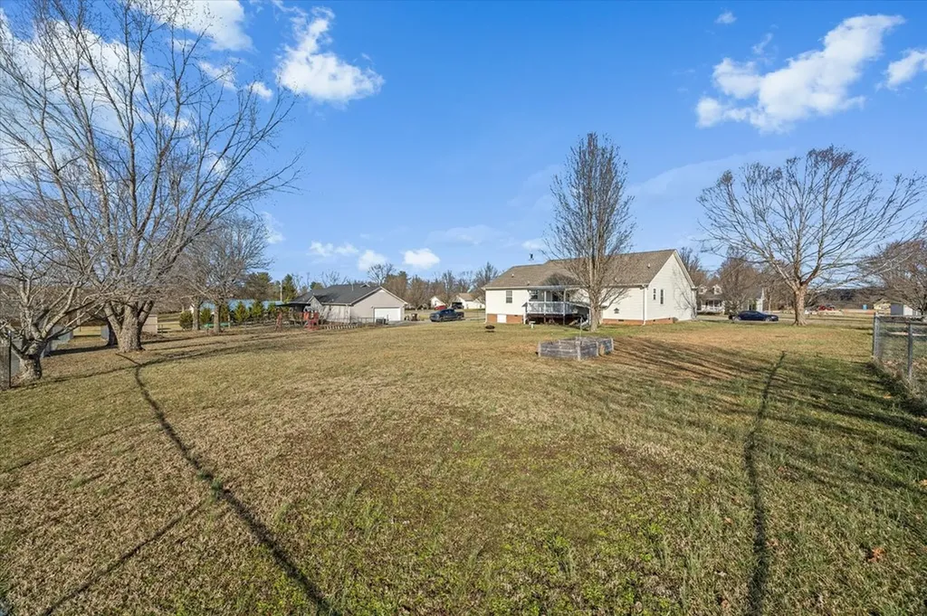 1717 Tyler Drive Cookeville TN 38501