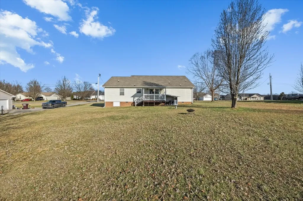 1717 Tyler Drive Cookeville TN 38501