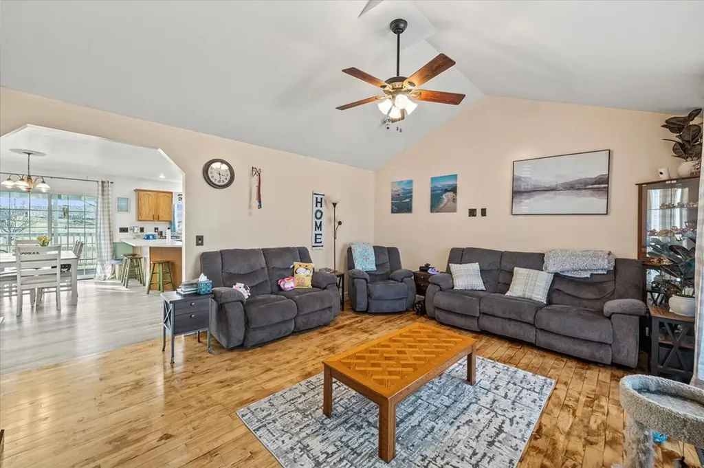 1717 Tyler Drive Cookeville TN 38501