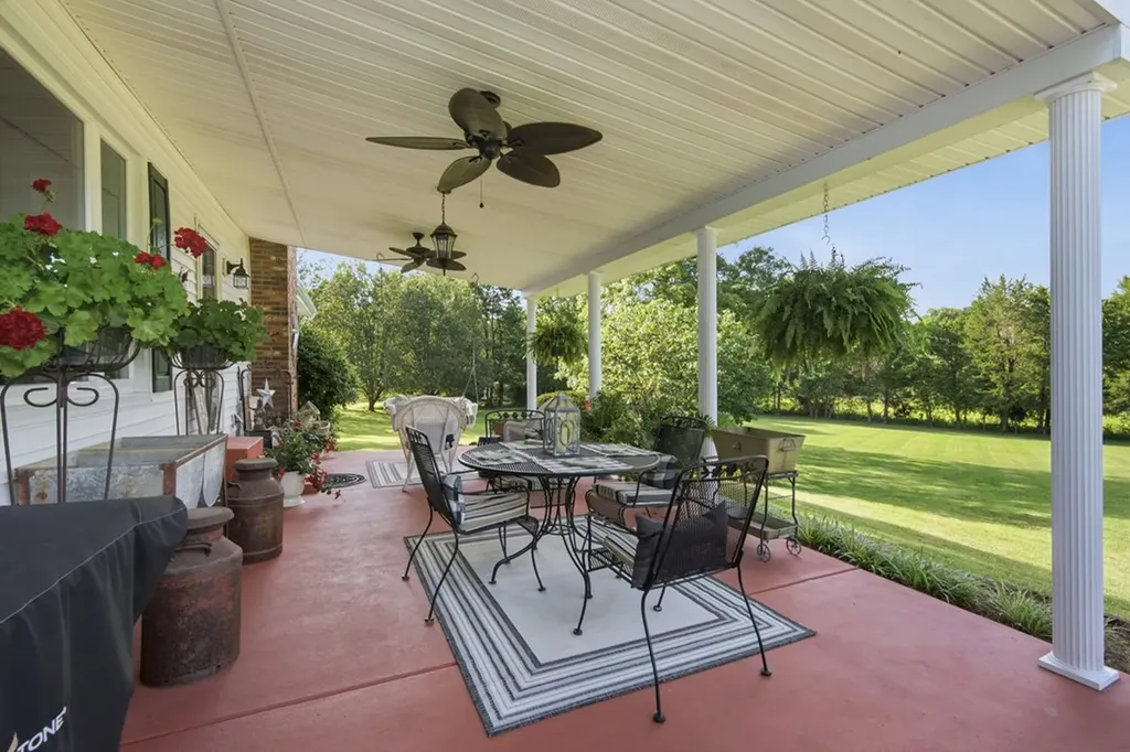 401 Bluegrass Court Lebanon TN 37090