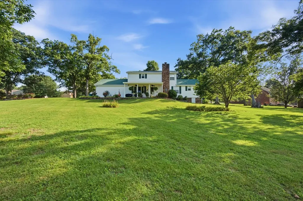 401 Bluegrass Court Lebanon TN 37090