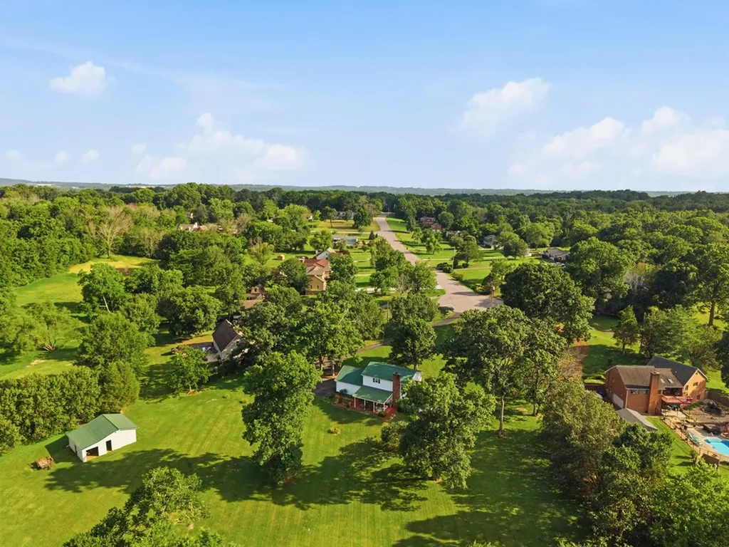 401 Bluegrass Court Lebanon TN 37090