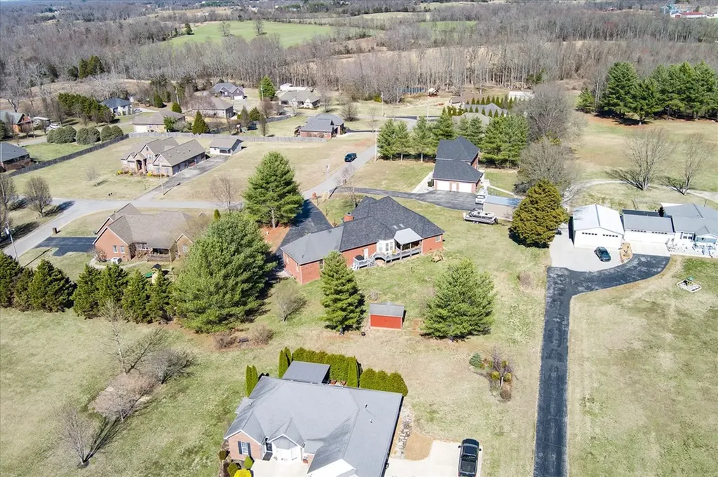 192 Landmark Circle Sparta TN 38583