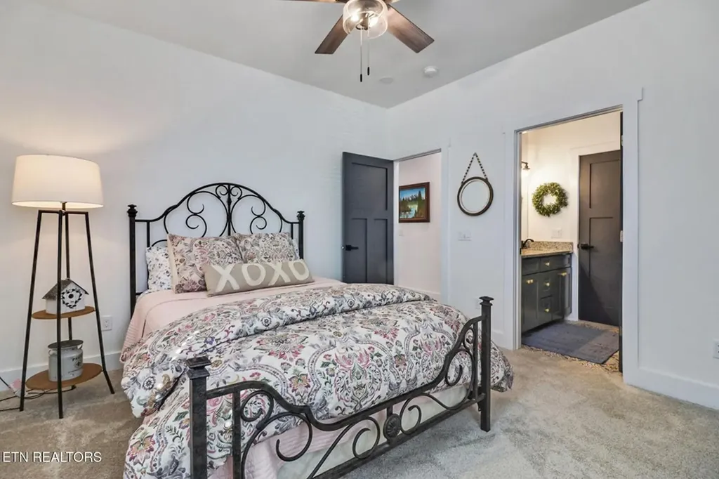 171 Deer Cliff Alpine TN 38543