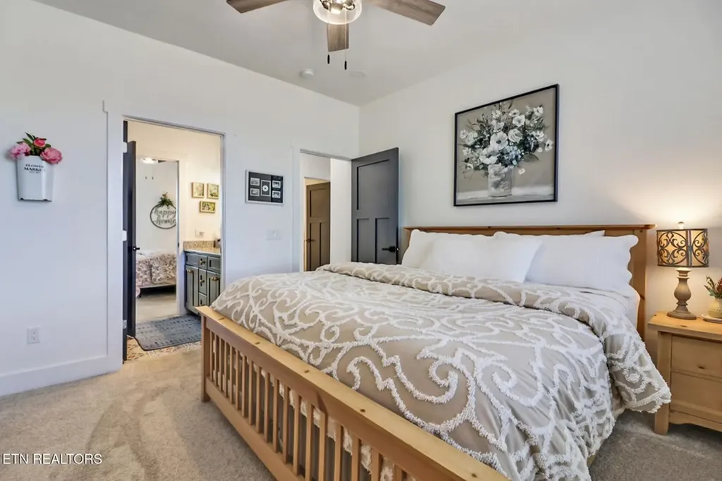 171 Deer Cliff Alpine TN 38543