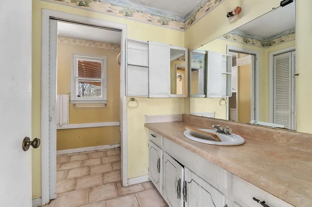 561 Frank Massa Road Sparta TN 38583