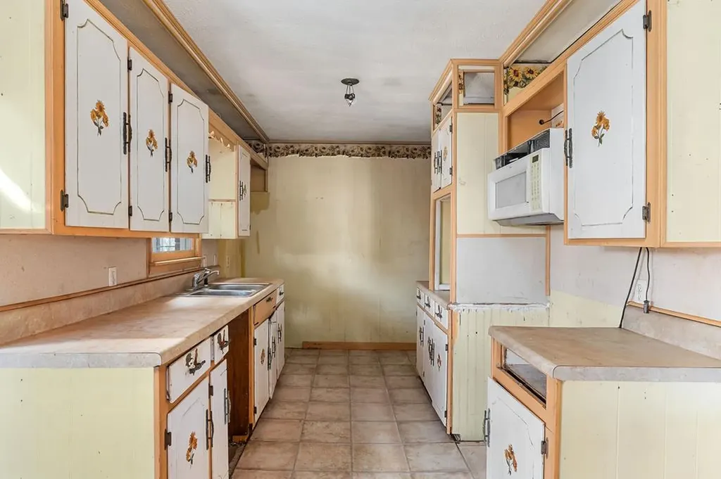 561 Frank Massa Road Sparta TN 38583