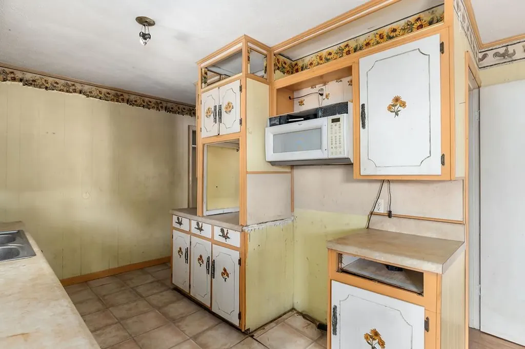 561 Frank Massa Road Sparta TN 38583