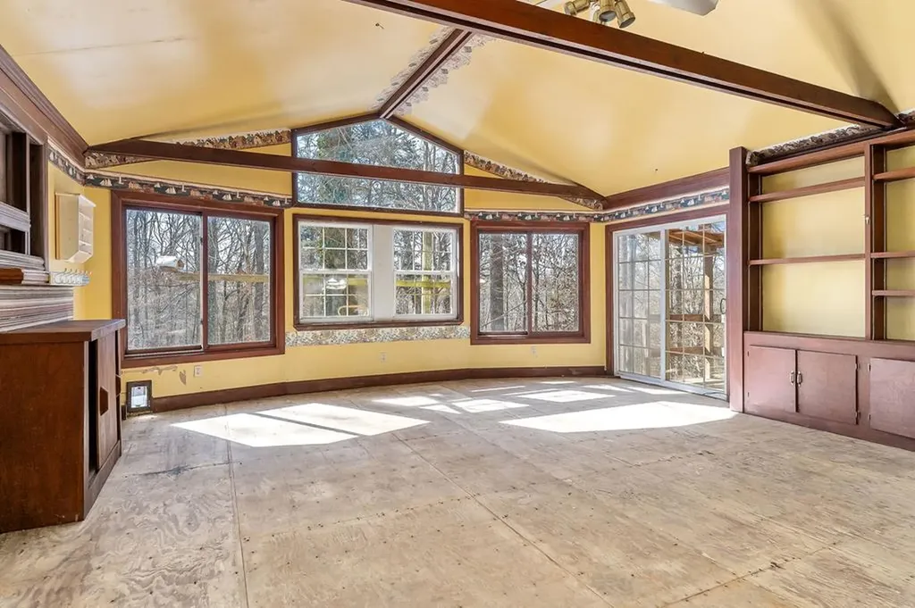 561 Frank Massa Road Sparta TN 38583