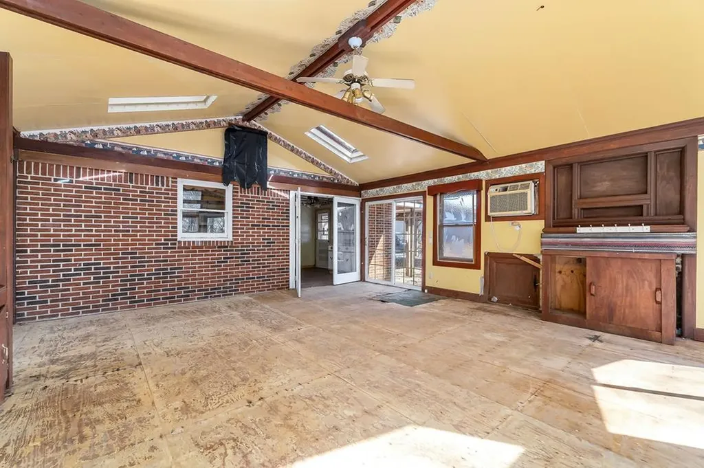 561 Frank Massa Road Sparta TN 38583