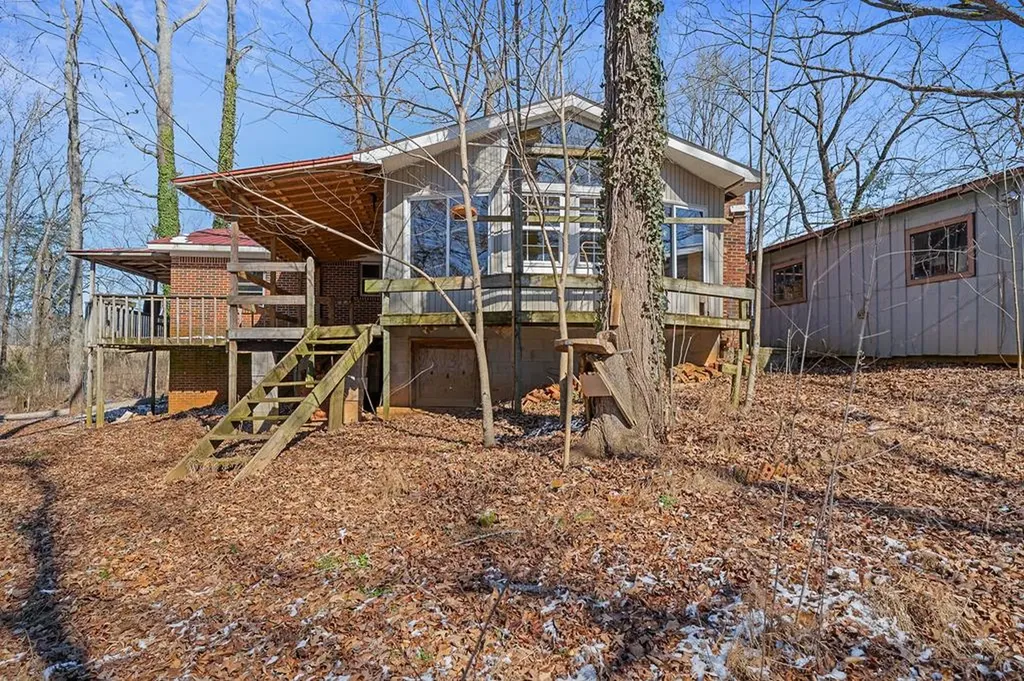 561 Frank Massa Road Sparta TN 38583