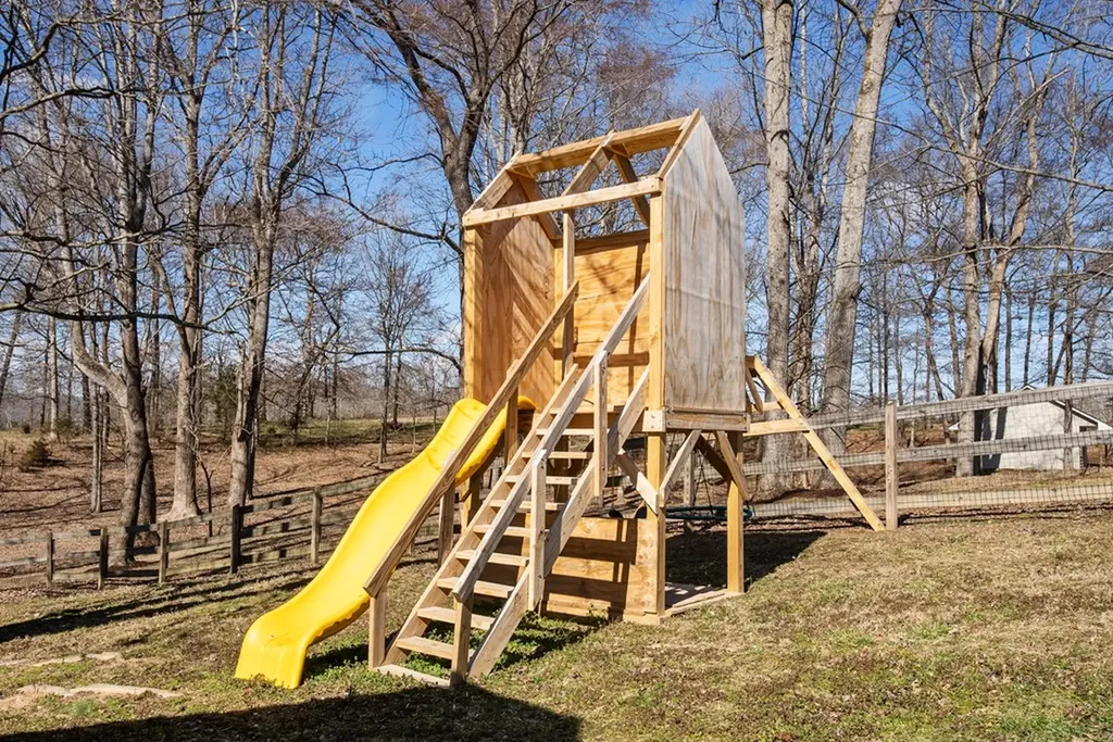 269 Countryside Drive Sparta TN 38583