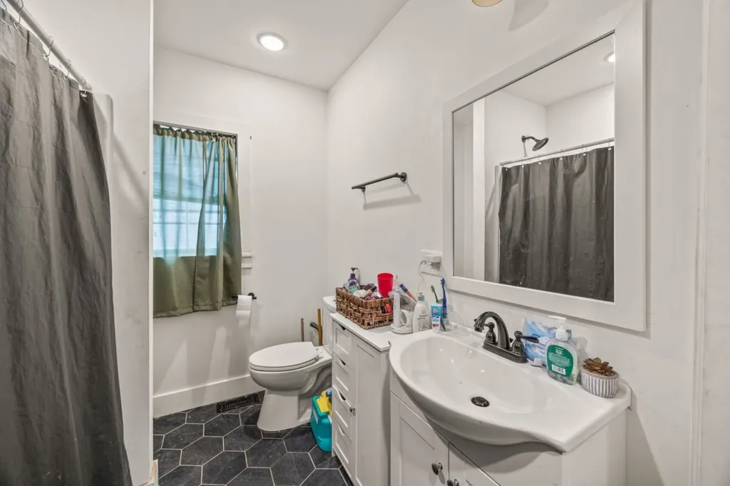 205 Zachary Street Livingston TN 38570