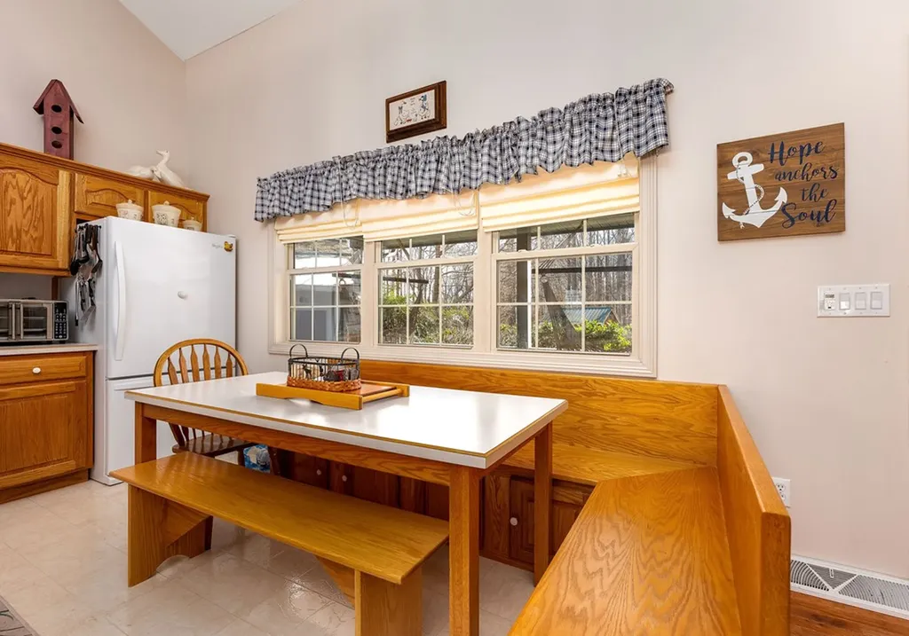 105 Seminole Lane Byrdstown TN 38549