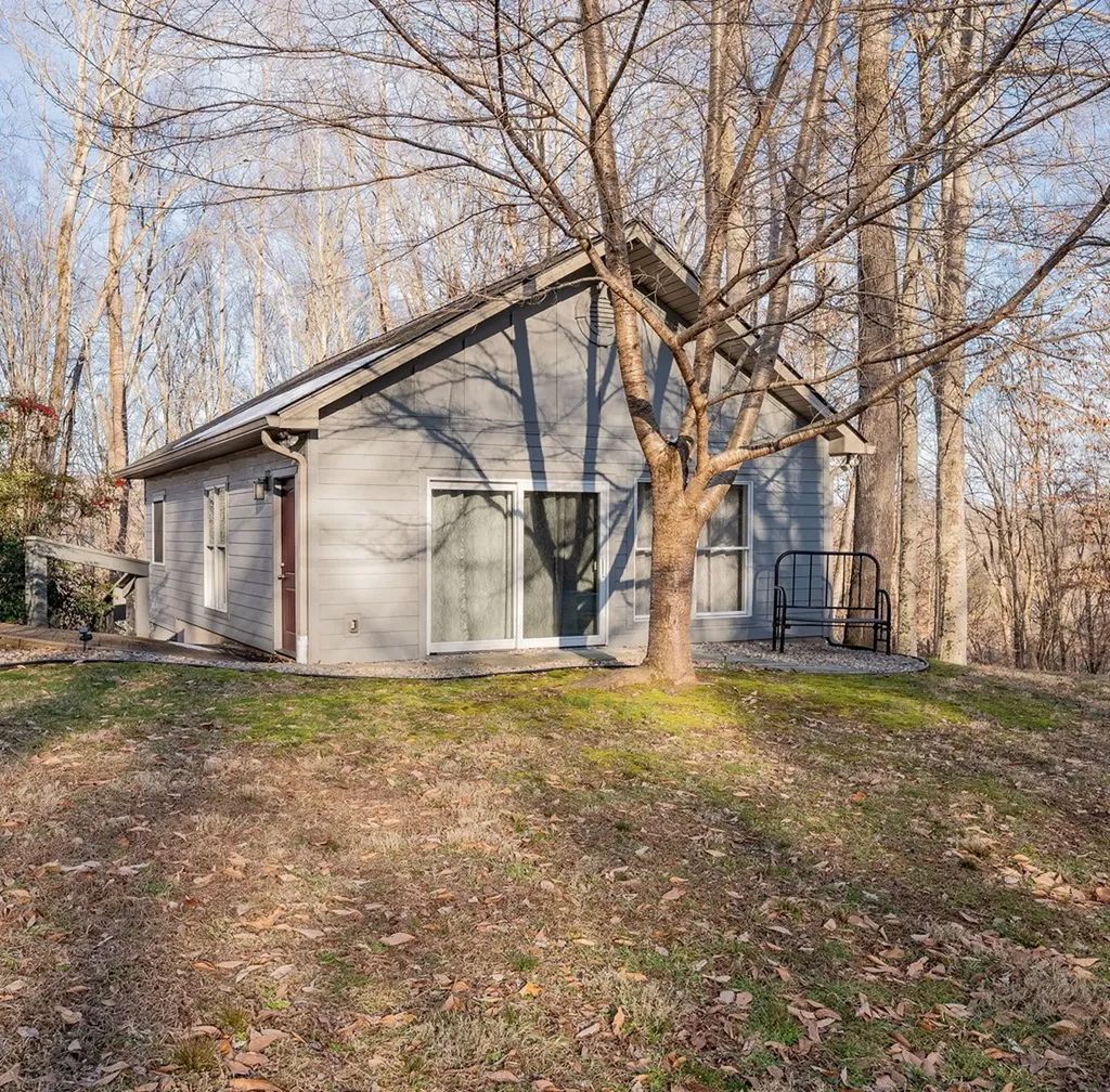 105 Seminole Lane Byrdstown TN 38549