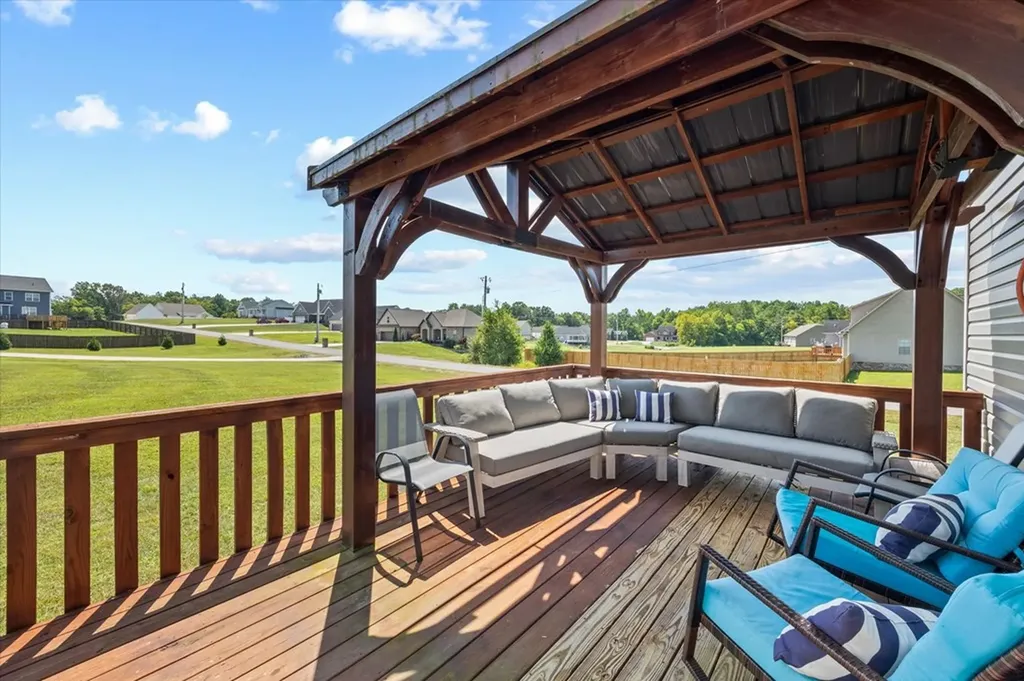 7198 Coleman Circle Baxter TN 38544