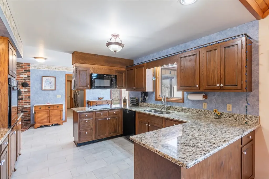 236 Landmark Lane Hilham TN 38568