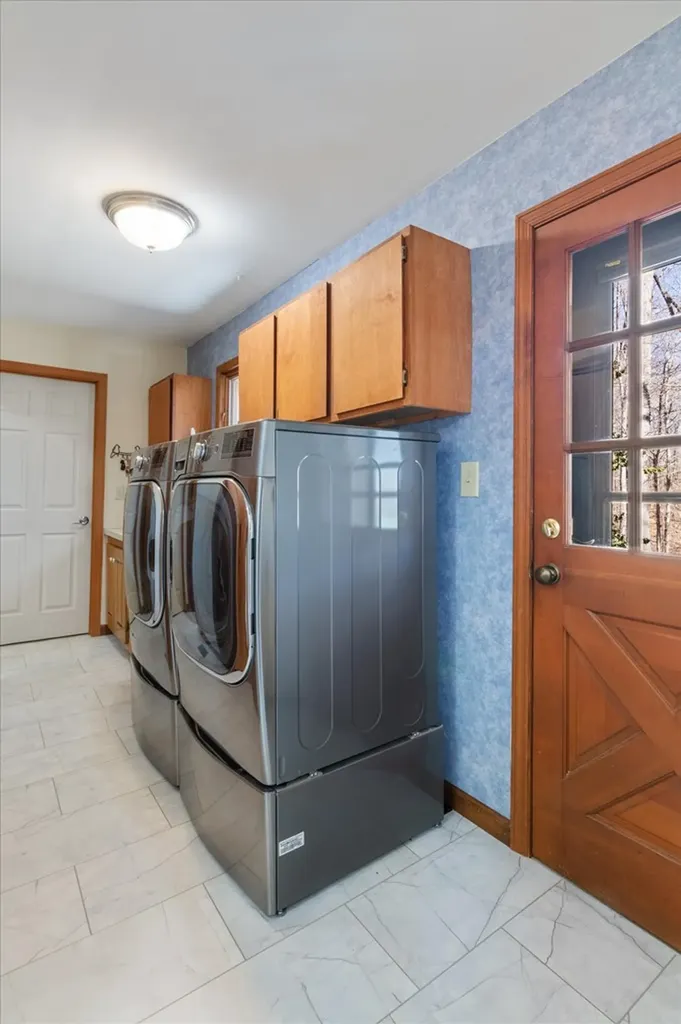 236 Landmark Lane Hilham TN 38568