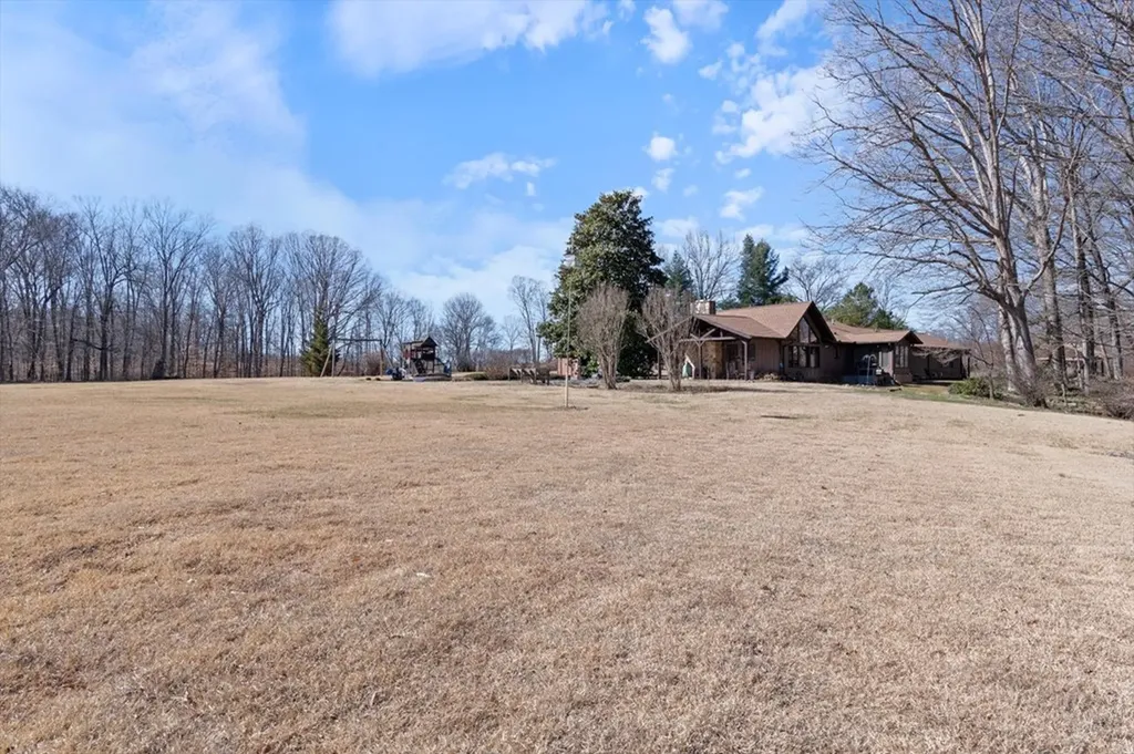 236 Landmark Lane Hilham TN 38568