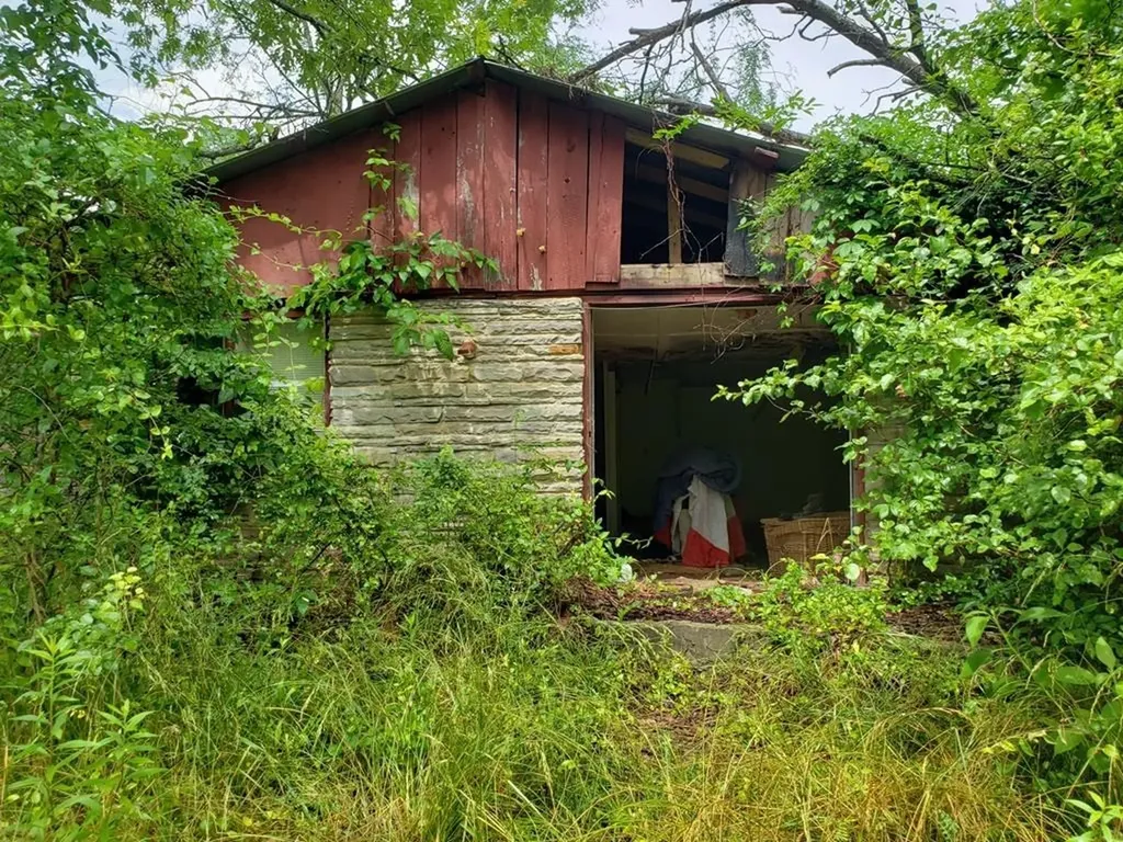 842 Dave England Road Sparta TN 38583