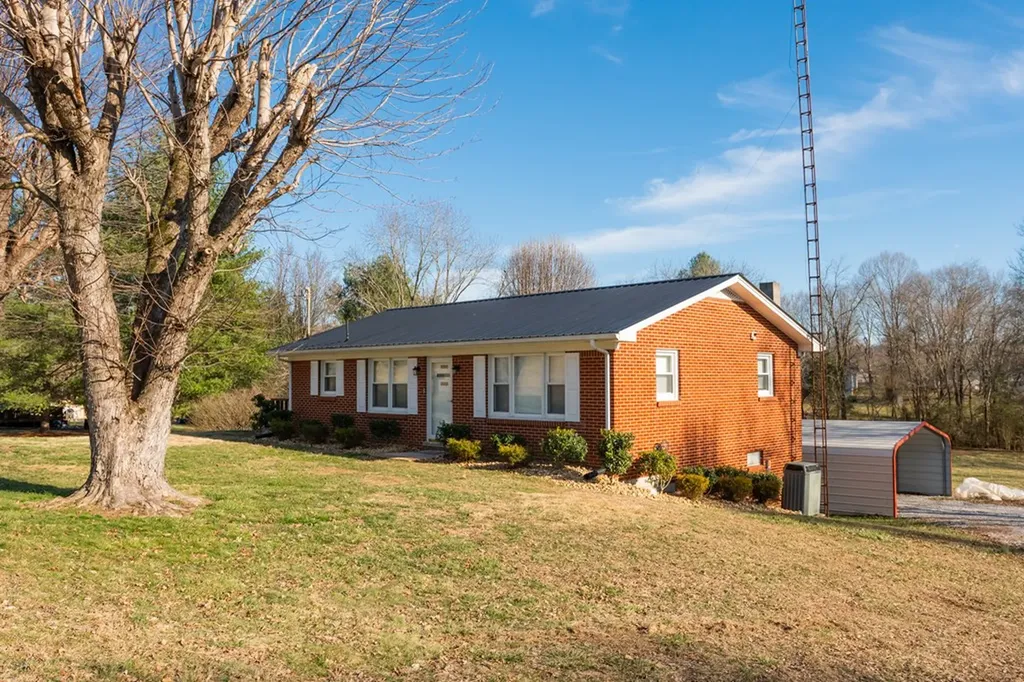 194 E East Netherland Road Cookeville TN 38506