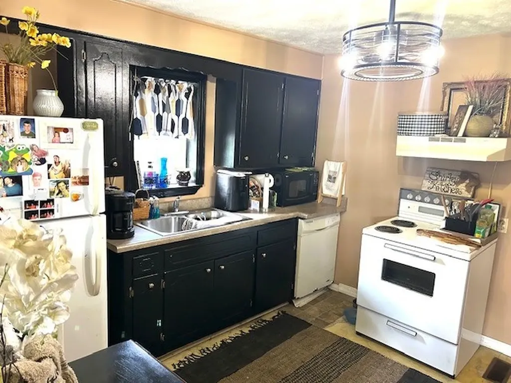 893 Old Celina Road Allons TN 38541