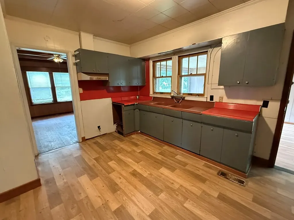 306 Sunset Drive Byrdstown TN 38549