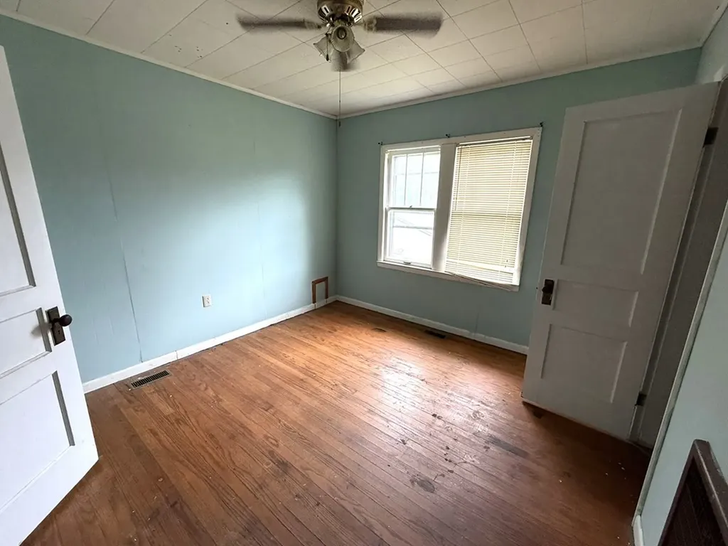 306 Sunset Drive Byrdstown TN 38549