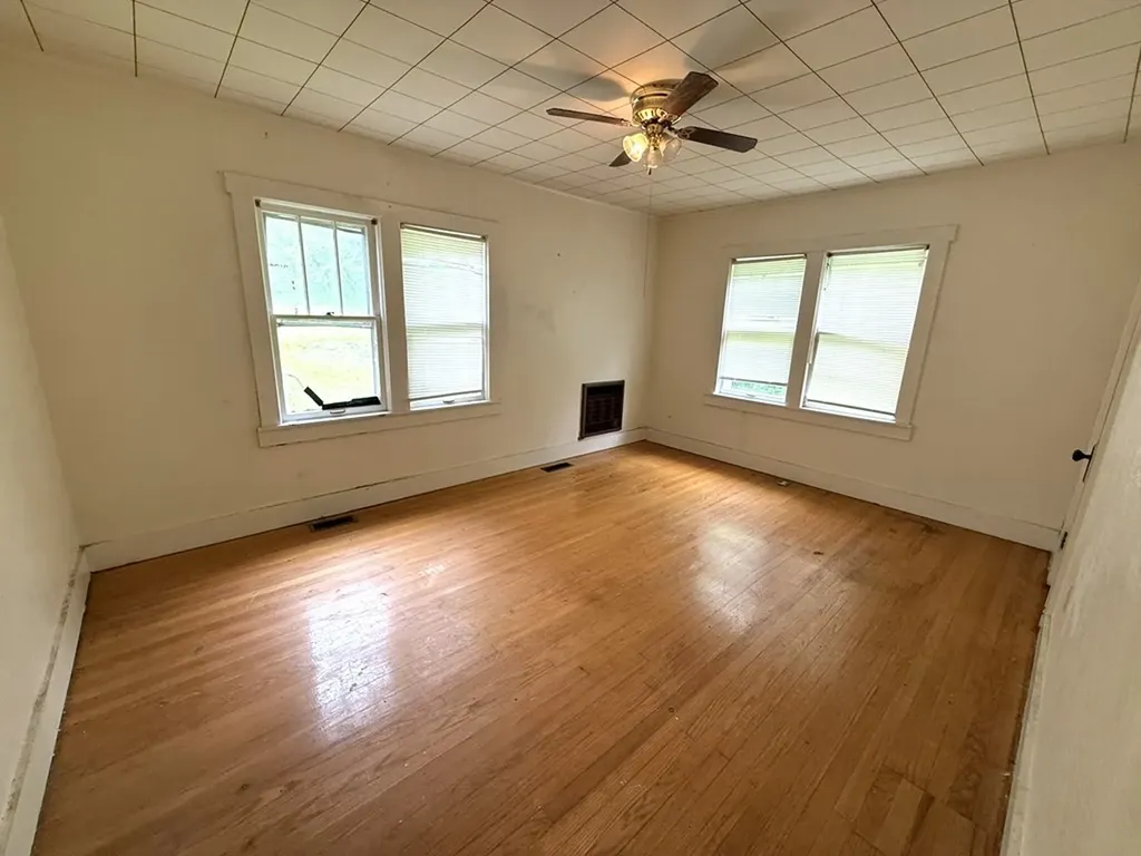 306 Sunset Drive Byrdstown TN 38549