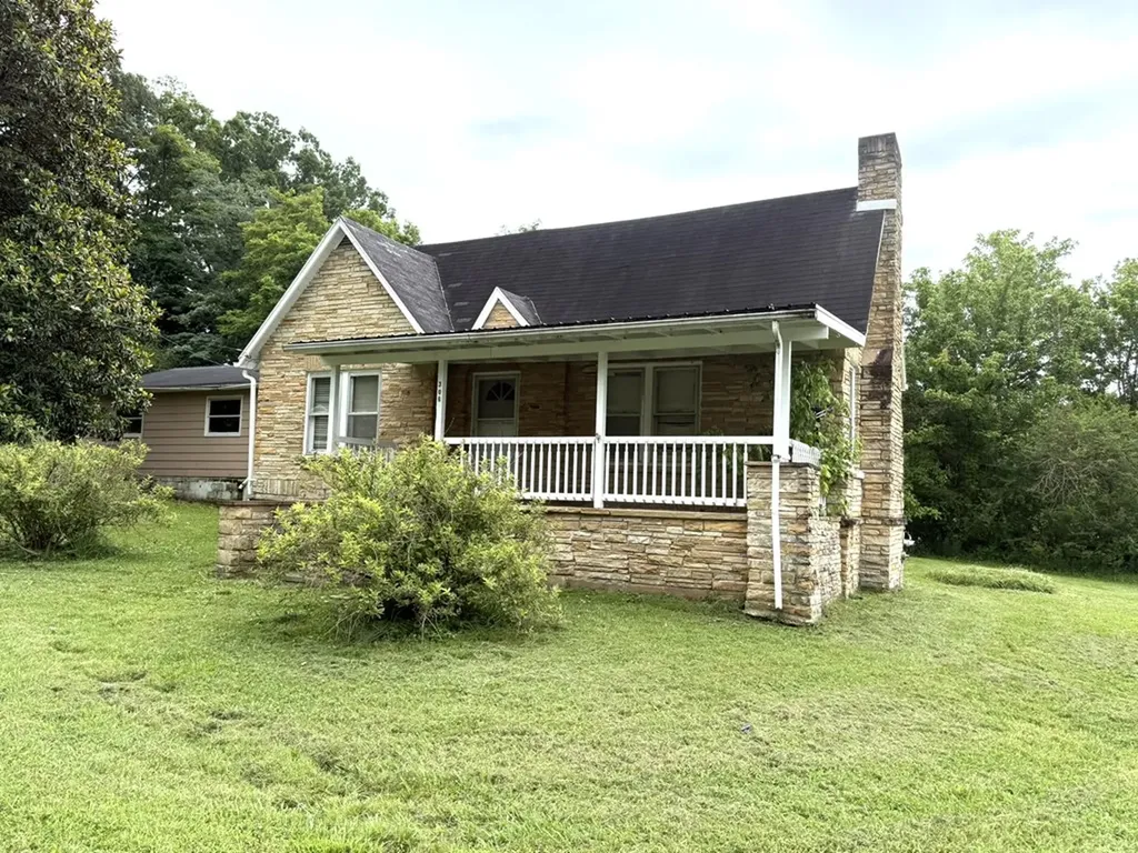 306 Sunset Drive Byrdstown TN 38549