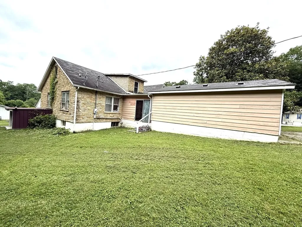 306 Sunset Drive Byrdstown TN 38549