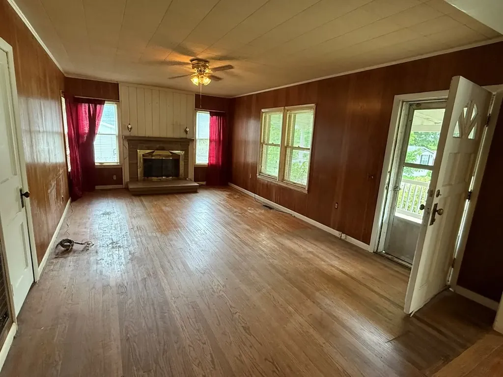 306 Sunset Drive Byrdstown TN 38549