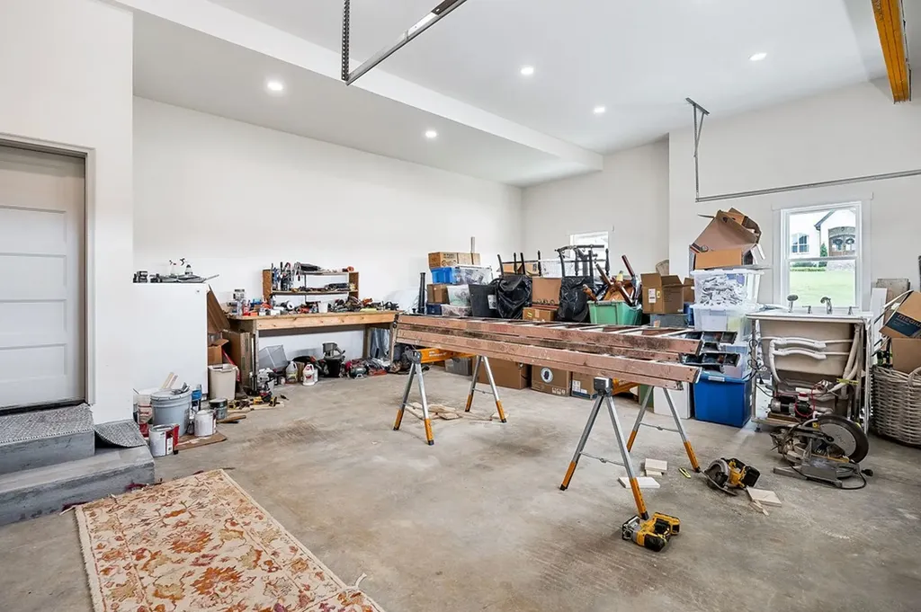 613 Blue Water Drive Cookeville TN 38506