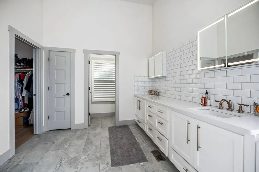 613 Blue Water Drive Cookeville TN 38506